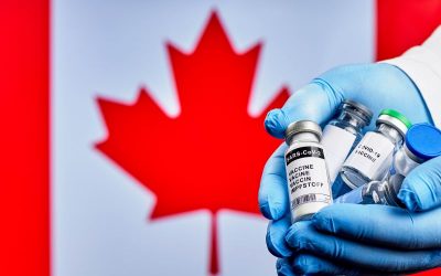 Tiêm vaccine Canada